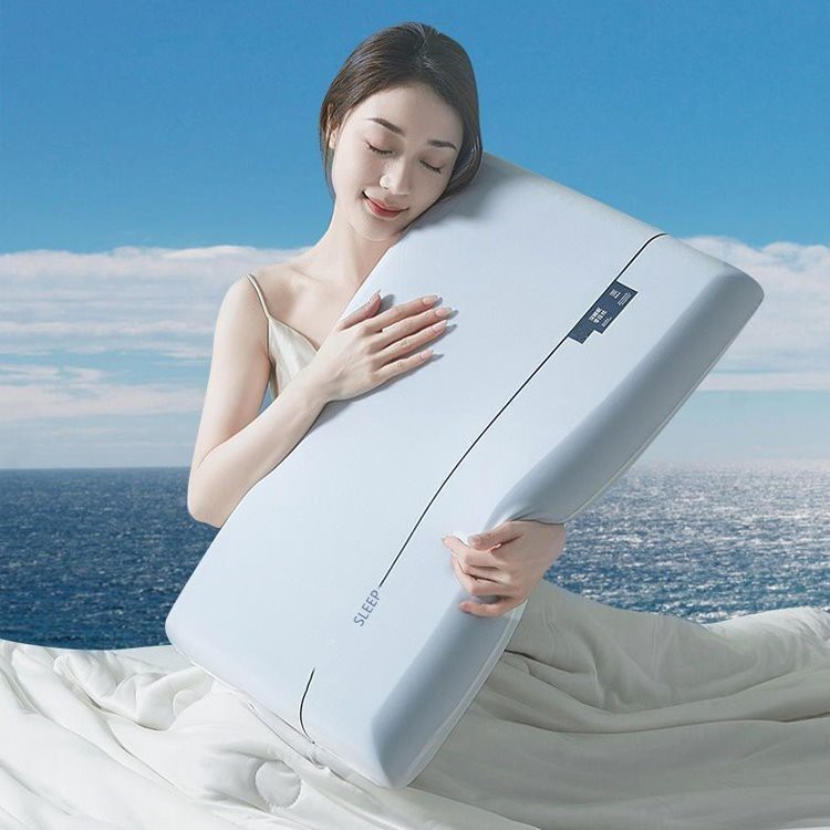 Buz ýüpek ýatýan ýatgy ýassygy